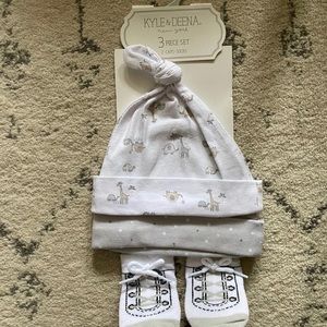 NWT newborn set